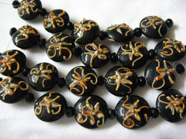 Handmade Round Lentil Lampwork Glass Beads, Black with Peach, 5 beads, 18mm - £7.06 GBP