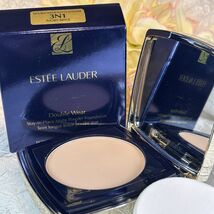 Estee Lauder Double Wear Matte Powder Foundation 3N1 Ivory Beige NEW Fre... - $38.97 CAD