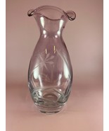 Lenox Clear/Amethyst Etched 8.75” Ruffle Edge Vase - $473.70 MXN