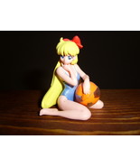 Sailor Moon Gashapon figure Minako Aino with beach ball - £11.80 GBP