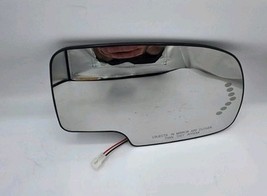 2003-07 Chevy, GMC, Cadillac Right Heated Mirror Glass w/ Turn Signal CV... - $186.04 MXN