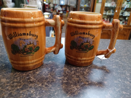 Pair Vintage Williamsburg VA Governors Palace Glazed Mugs - £19.45 GBP