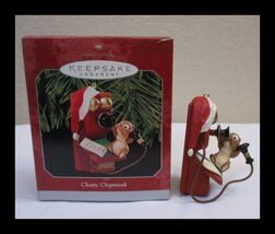 Hallmark Keepsake Ornament Chatty Chipmunk 1998 IOB - €9,34 EUR