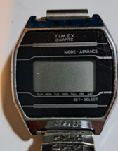 Vintage Timex K Cell Silver Tone Quartz Digital Men&#39;s Watch - £11.98 GBP