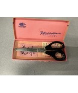 &quot;Griffin&quot; TruPink Pinking Shears, Original Box Vintage With Bakelite han... - $15.99 CAD