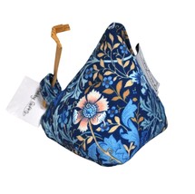 Blue Floral Woodblock Pyramid Cotton Fabric Weight - $130.29 MXN