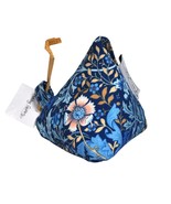Blue Floral Woodblock Pyramid Cotton Fabric Weight - $9.76 CAD