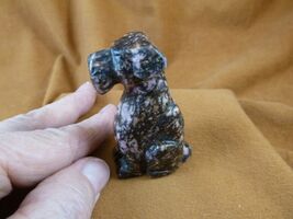 (Y-DOG-AI-720) Pink black FOX WIRE AIREDALE Terrier dog GEMSTONE figurine - $19.74