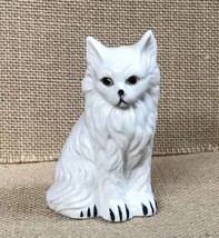 Hand Painted White Persian Cat Figurine Long Haired Kitty Sitting - $9.90