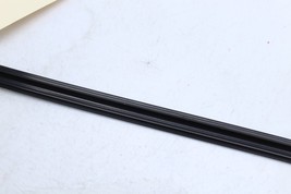 07-13 MERCEDES-BENZ W221 S600 WINDSHIELD RIGHT PASSENGER SIDE TRIM MOLDING E4589 image 8