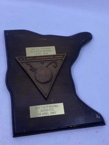 Primary image for Vintage US Navy Astronautics Groups Bronze & Wood Plaque 1979 Space Award Named