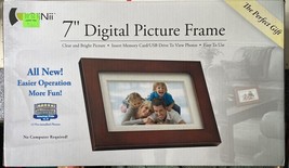 Giinii 7″ Digital Picture Frames BROWN GP7AWP1 NIB - £12.13 GBP