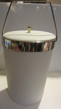 ICE BUCKET - Vtg 50s-60s Mid-Century  White &amp; Gold Kitchen Bar Decor - £37.36 GBP