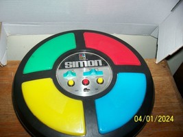 Vintage 1978 Milton Bradley Electronic Simon Game Excellent Condition &amp; ... - £21.14 GBP