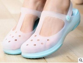 Women Slip on Sandals Garden Clogs Waterproof Shoes Women Classic Nursing EVA sl - £22.34 GBP