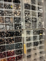 6 Organized Bins, 22 Lbs of Jewelry Making Beads, Glass, Plastic, and More!  - £255.42 GBP