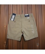 NWT Boys Vineyard Vines Performance Breaker Shorts Tan Khaki size 6 inse... - $497.05 MXN