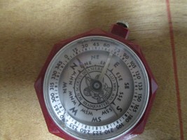 Vintage Catalin Red BSA Boy Scouts of America Headquarters New York Compass - £7.74 GBP