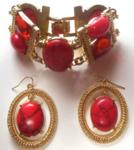 Vintage Signed MONET Gold-tone Red Cabochon Link Bracelet &amp; Earring Set - £42.83 GBP
