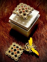 Too Cute! - Vintage Cathe &quot;Re-invented&quot;  OOAK Bee and Beehive Brooch and... - £23.58 GBP
