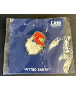 Lids Exclusive Fitted Santa Hat Cap Collectible Lapel Pin-NEW! - $187.62 MXN