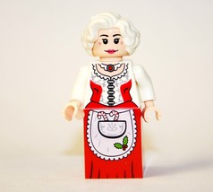 YY Minifigure Building Custom Mrs. Santa Claus Christmas Woman V2 - $6.50