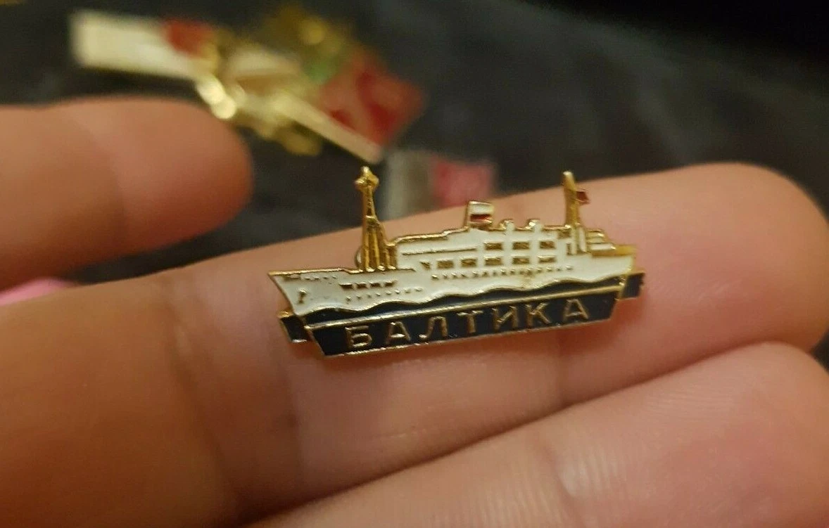 USSR Soviet Pin Badge – Metal Enamel Collectible, Vintage Ship Design BA... - $282.93 MXN