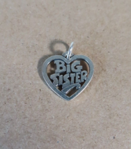 James Avery Retired Big Sister Heart Sterling Silver 925 Charm - £31.50 GBP