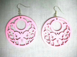 Bright Light Pink Wood Scrolling Butterfly Cut Out Nature Girl Dangling Earrings - £4.71 GBP