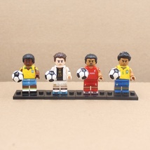 4pcs Football Soccer Players Pele Casemiro Thomas Muller Virgil Minifigures set - £10.21 GBP