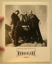 Wonderland Press Kit Photo - $498.99 MXN