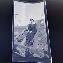 Vintage Photo Negative 1920s Woman Sitting 1920s - $171.65 MXN