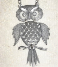 Pewter Owl Pendant Necklace with Movement- 20 &quot; Chain-1960&#39;s - $16.00