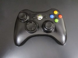 Microsoft Xbox 360 Black Wireless Controller - (Model 1403) - £15.81 GBP