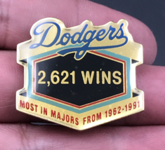 1992 Unocal 2,621 Total Wins since 1962 LA Dodgers Pin #3 - $7.69