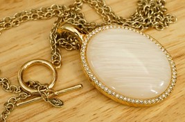 VINTAGE Costume Jewelry Premier Designs Reversible MOP Pendant AVERY Nec... - $19.79