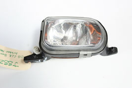2003-2006 MERCEDES BENZ CLK500 CLK350 CLK320 FRONT RIGHT FOG LIGHT HOUSING J8821 image 2