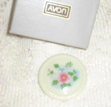 Avon- Spring Bouquet Porcelain Brooch/Pin-Original Box-1984 - $9.00