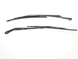 1993 Nissan 240SX OEM Pair Left And Right Wiper Arm  - $1,060.14 MXN