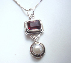 Cultured Pearl &amp; Faceted Garnet 925 Sterling Silver Pendant - £9.34 GBP