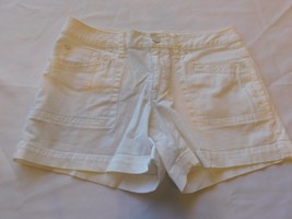 Faded Glory Shorts Women&#39;s Ladies Size 8 Shorts White Casual Short Pre-o... - $29.69