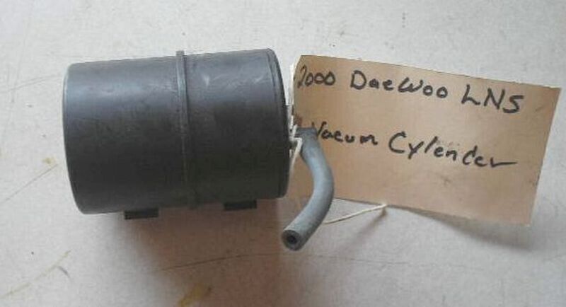 2001 Daewoo Lanos Vacuum Cylinder - $2.88