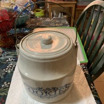 Vintage Western Monmouth ILL. Stoneware Crock Cookie Jar Wire Bail Handle - $49.50