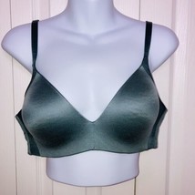 Triumph Body Make-Up Soft Touch Sz 36B Bra Wireless Green Padded Smooth - $17.88