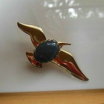 Vintage Gold-tone Flying Bird Blue Stone Brooch/Pin - $13.99