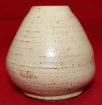Studio Art Pottery Artist Signed Flower Bud Vase Beige Lines 8.5cm 3 3/8... - £25.99 GBP