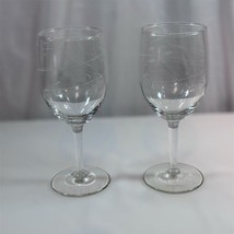 Wine Glass Set of 2 Etched Stemmed Spiral Pattern Goblets New Years Holiday - £8.72 GBP