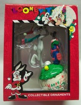 Matrix Looney Tunes Bugs Bunny Golfing On Golf Ball 4&quot; Christmas Ornament 1997 - £15.55 GBP