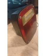 IH International truck tail iight lense &amp; maybe the IH housing  - €15,69 EUR