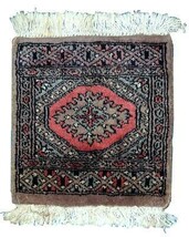 Handmade vintage Uzbek Bukhara mat 1&#39; x 1&#39; (31cm x 33cm), 1970s - 1C769 - $99.98